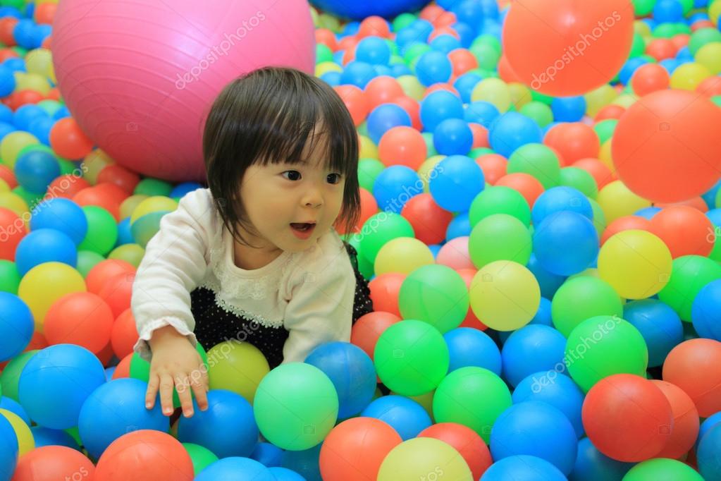 ball pool for 1 year old