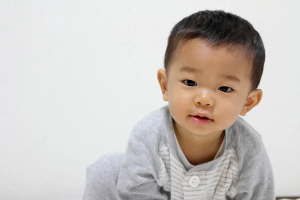 Smiling Japanese boy (1 year old) — Stock Photo, Image