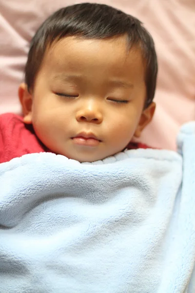 Uyuyan Japon çocuk (1 yaşında) — Stok fotoğraf