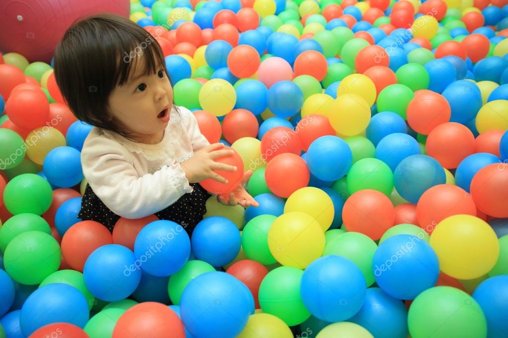 ball pool for 1 year old