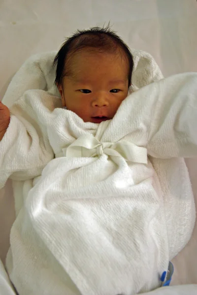 Japonés recién nacido bebé niño (0 año de edad ) — Foto de Stock