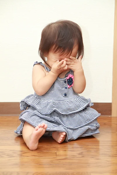 Piangere Giapponese bambina (0 anni ) — Foto Stock