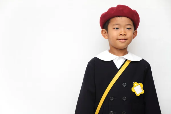 Japansk pojke i skoluniform (6 år gammal) — Stockfoto