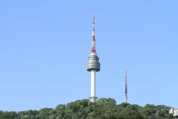 Τηλεπικοινωνιακός πύργος N Seoul στη Δημοκρατία της Κορέας — Φωτογραφία Αρχείου