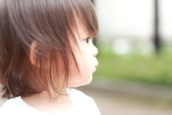 Smiling Japanese girl (1 year old) — Stock Photo, Image