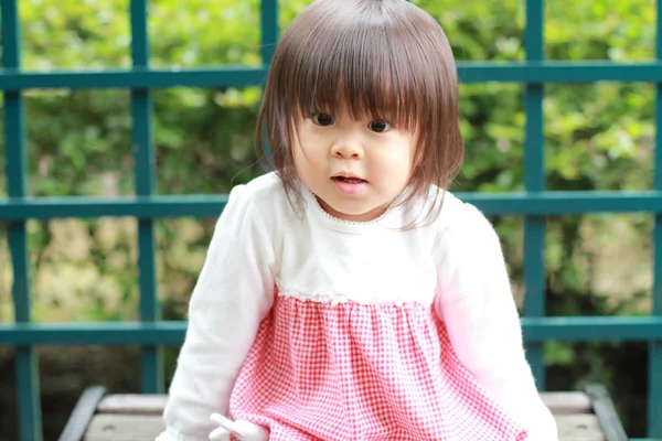 Smiling Japanese girl (1 year old) — Stock Photo, Image