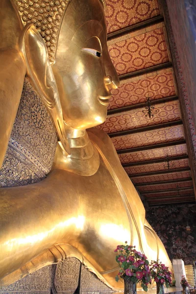 Wat Pho (świątyni leżącej Buddy) w Bangkok, Tajlandia — Zdjęcie stockowe