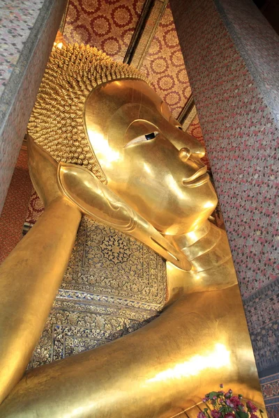 Wat Pho (świątyni leżącej Buddy) w Bangkok, Tajlandia — Zdjęcie stockowe