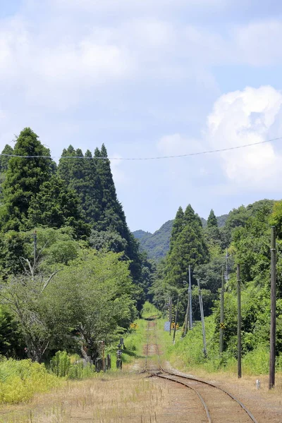 日本千叶一井市Kominato铁路的Kazusanakano车站和铁路 — 图库照片