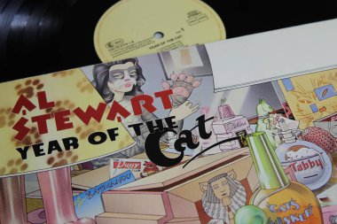 Viersen, Almanya - 9 Mayıs. 2021: Yıl boyunca şarkıcı Al Stewart 'tan izole edilmiş plak kapağı