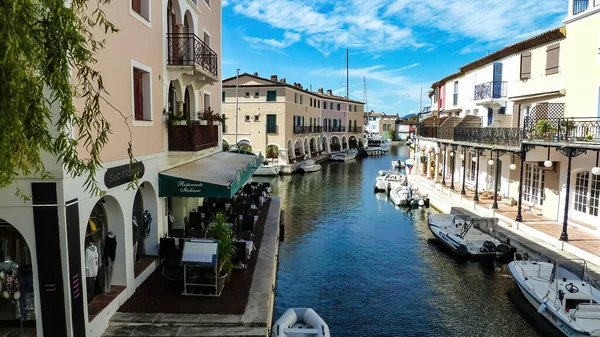 Port Grimaud Frankreich Juni 2016 Blick Auf Wasserkanal Mit Booten — Stockfoto