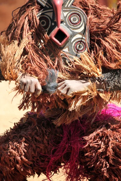 Ceremonial mask dance — Stock Photo, Image