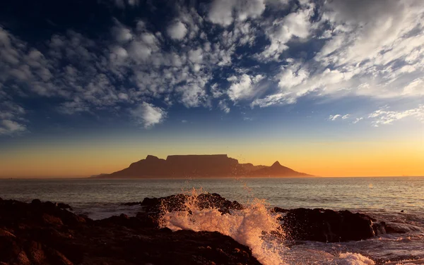 Table Mountain with clouds — Stock Photo, Image