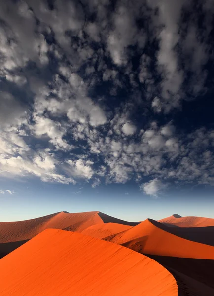 Red sand dune — Stock Photo, Image