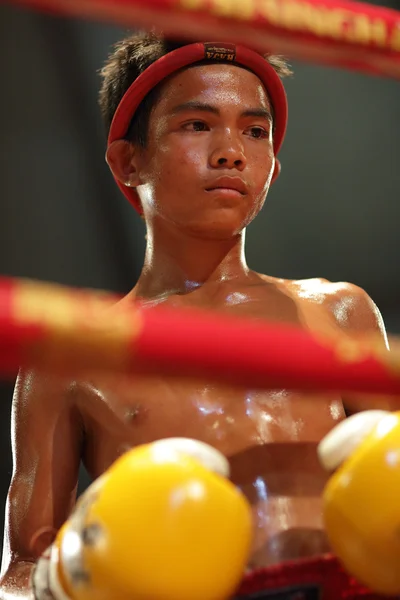Muay Lao kick boxing fight in Laos — Stock Photo, Image
