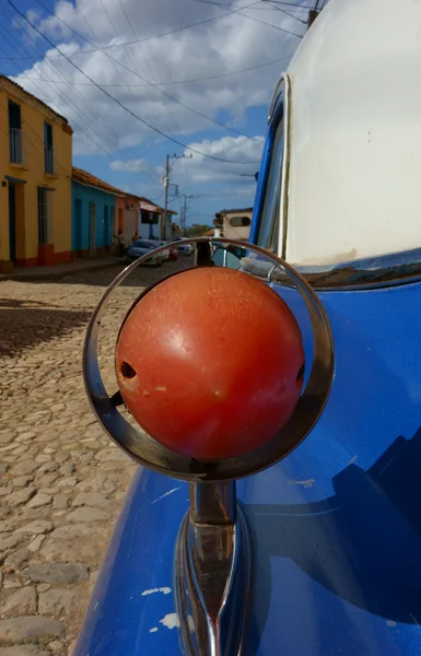 Classic car detail in Trinidad, Cuba — Stock Photo, Image