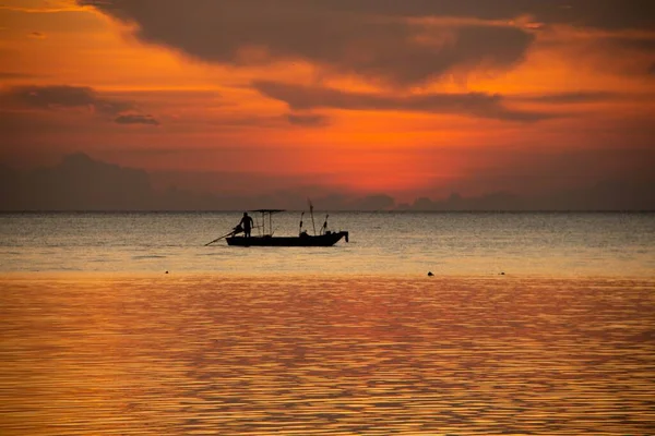 Barco Solo Atardecer — Foto de Stock