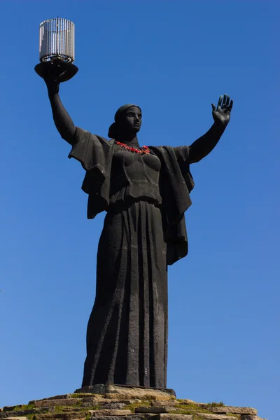 Le monument de la Patrie appelle à la gloire colline, complexe commémoratif Cherkasy, Ukraine — Photo