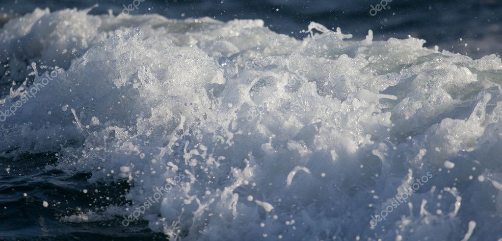 Фотообои Waves at the Black Sea coast. Splash water