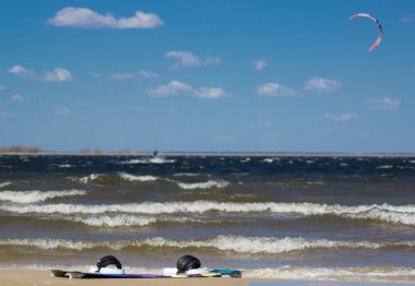 Yönetim Kurulu uçurtma sahilde