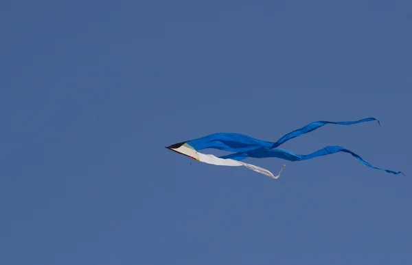 Colorful kite flying in the wind. — Stock Photo, Image
