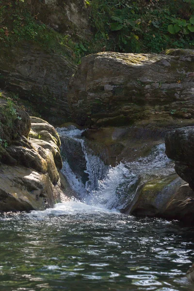 Cascades et les Carpates, Ukraine — Photo