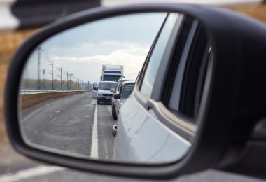 Trafik sıkışıklığı dikiz aynası