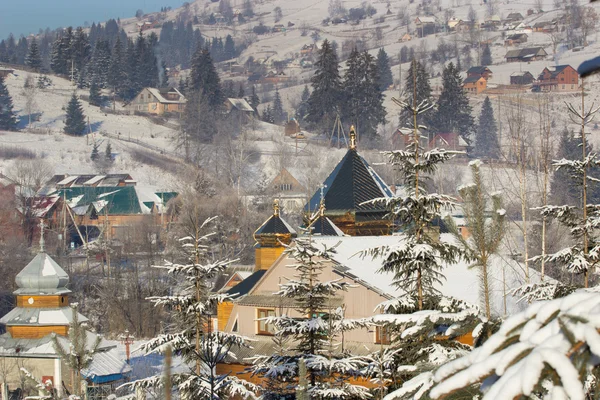 Paisaje de invierno con iglesia , —  Fotos de Stock