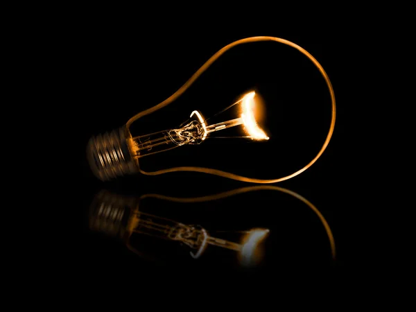 Eski tarz Yanan Ampuller