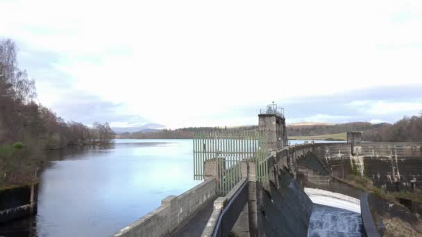 Earlstoun Loch Dam Galloway Hydro Electric Scheme Dalry Galloway Scotland — Stock video