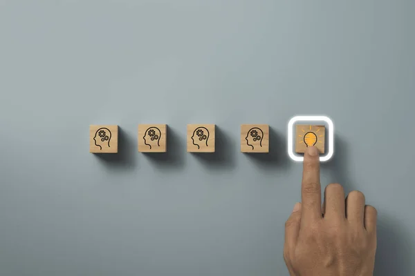 Hand Pushing Wooden Cubes Block Which Print Screen Lightbulb Human — Stock Photo, Image