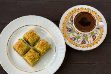 Antep fıstıklı Türk tatlısı. en üstteki görünüm