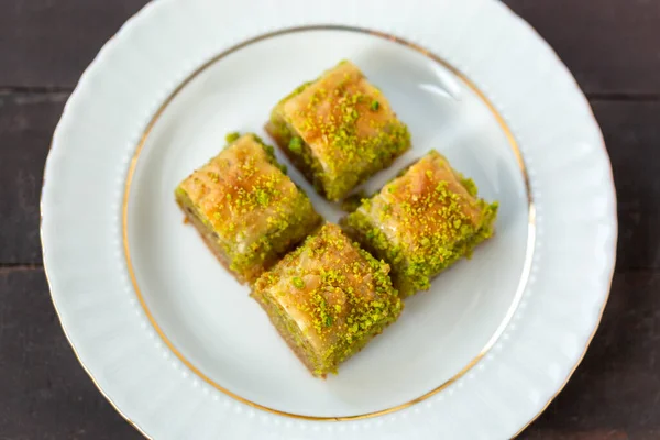 Sobremesa Tradicional Turca Baklava Com Pistache — Fotografia de Stock