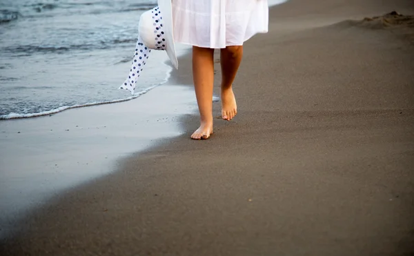 Promenade sur la plage — Photo