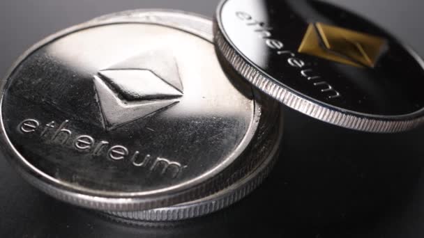 Suntikan Makro Dari Sebuah Koin Bit Ethereum Mata Uang Crypto — Stok Video