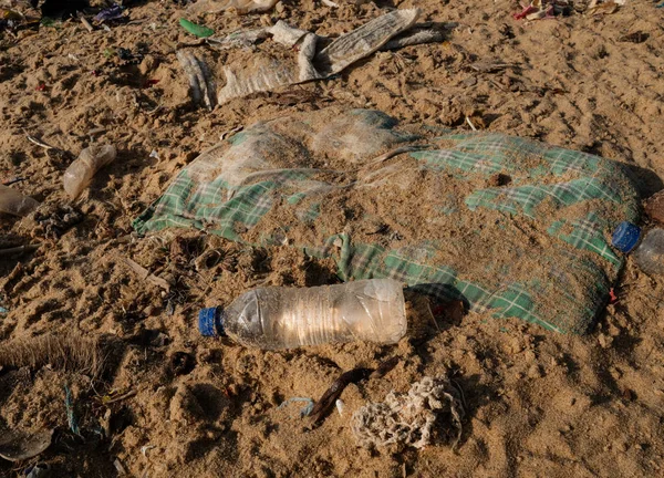 Sri Lankas Strand Ist Mit Müll Verschmutzt — Stockfoto