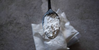 Eroin ilaçlarını kapatın.