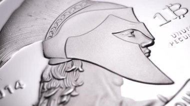 Titan sikkesinin makro atışı Kripto para birimi