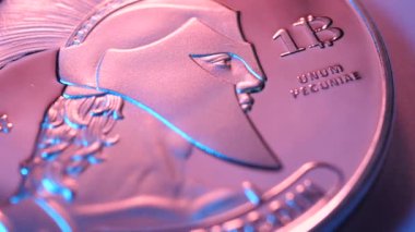 Titan sikkesinin makro atışı Kripto para birimi