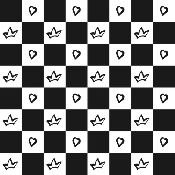 Chess board background, geometrical grid, black and white seamless pattern. Hand drawn ink brush crown, heart images. Vector — Vetor de Stock