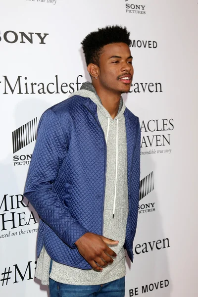 Trevor Jackson at the "Miracles From Heaven" — Stock Photo, Image