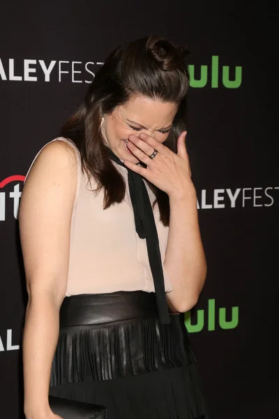 Katie Lowes at "Scandal" — Stockfoto