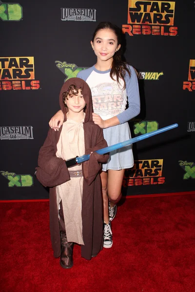 Auguste maturo, rowan blanchard — Photo