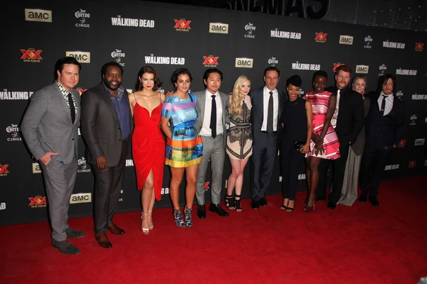 Cast van "de walking dead" — Stockfoto