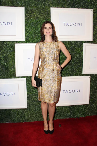 Betsy Brandt — Stockfoto