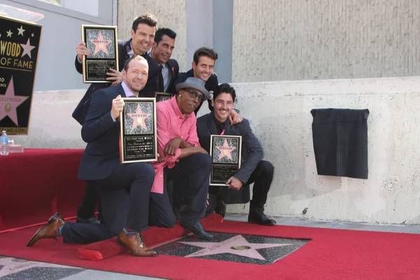 Novos miúdos no bloco, Jordan Knight, Donnie Wahlberg, Joe McIntyre, Danny Wood, Jonathan Knight — Fotografia de Stock