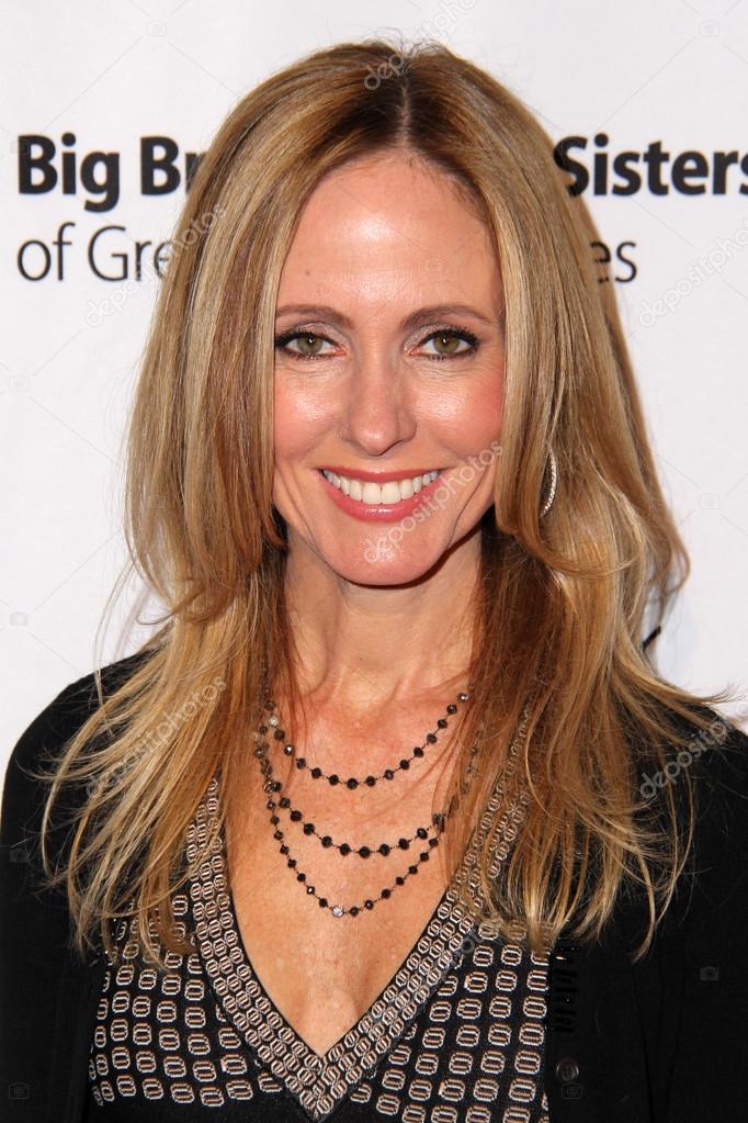 Dana Walden's Instagram, Twitter & Facebook on IDCrawl