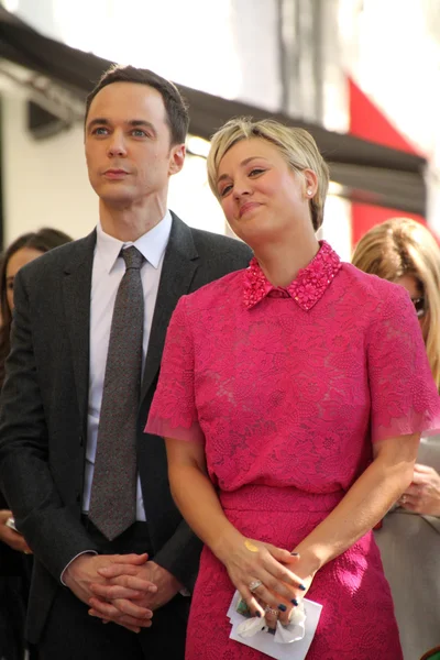 Kaley Cuoco, Jim Parsons — Foto Stock