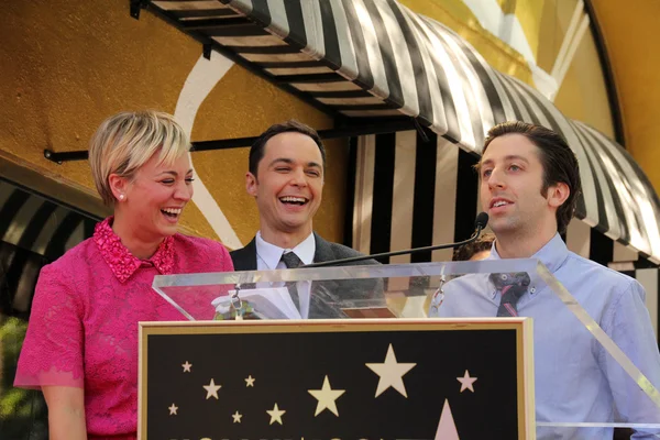 Kaley Cuoco, Jim Parsons, Simon Helberg — Zdjęcie stockowe