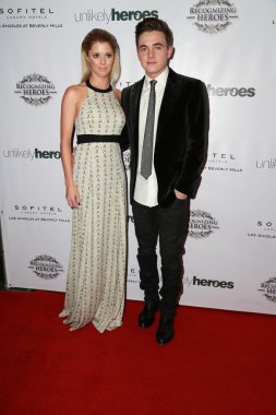Jesse Mccartney, Katie Peterson